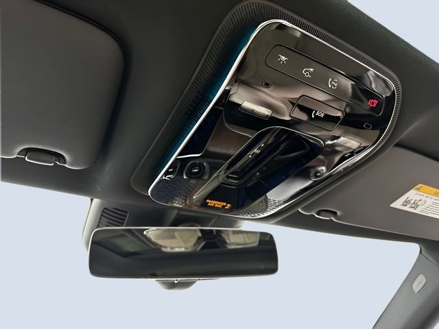 Used 2025 Mercedes-Benz C 300 4MATIC Sedan image 38