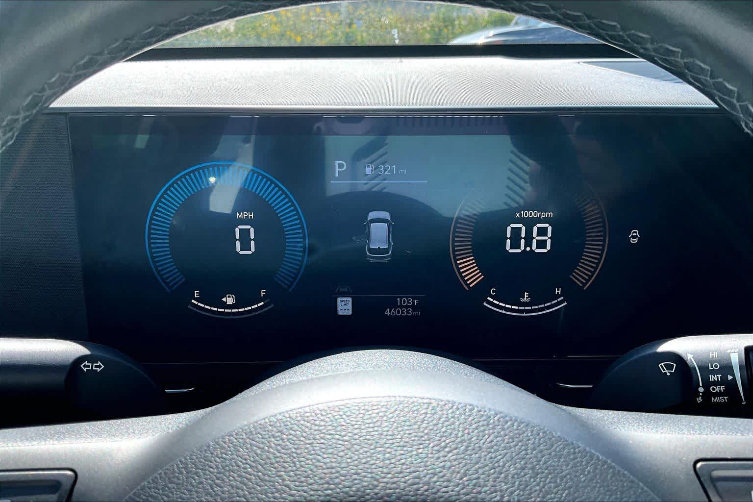 Certified 2025 Hyundai Kona SEL AWD/4WD image 26