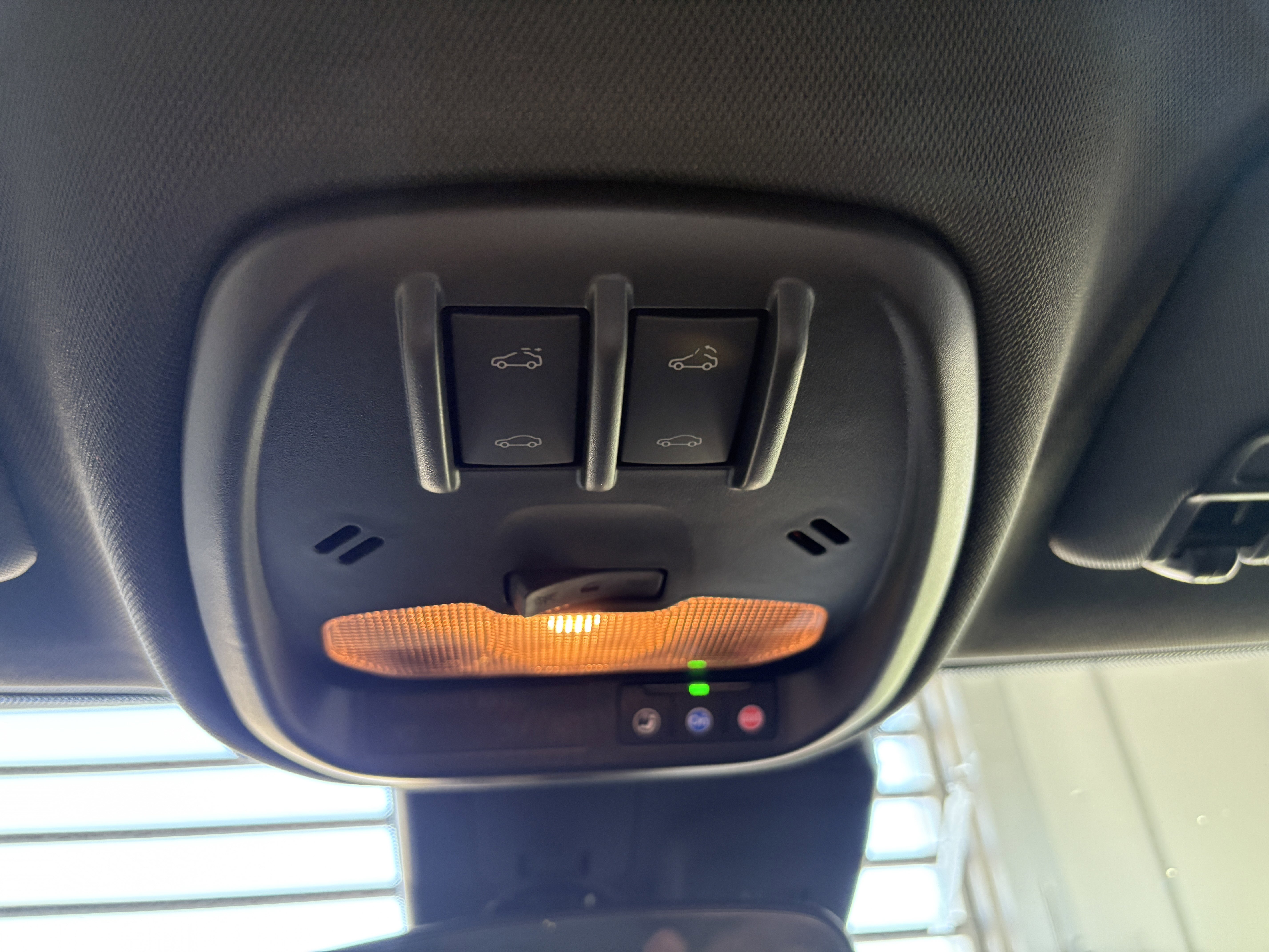 New 2026 Chevrolet Trax RS w/ Sunroof Package image 17