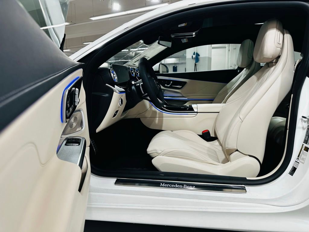 New 2026 Mercedes-Benz CLE 450 4MATIC Coupe image 4