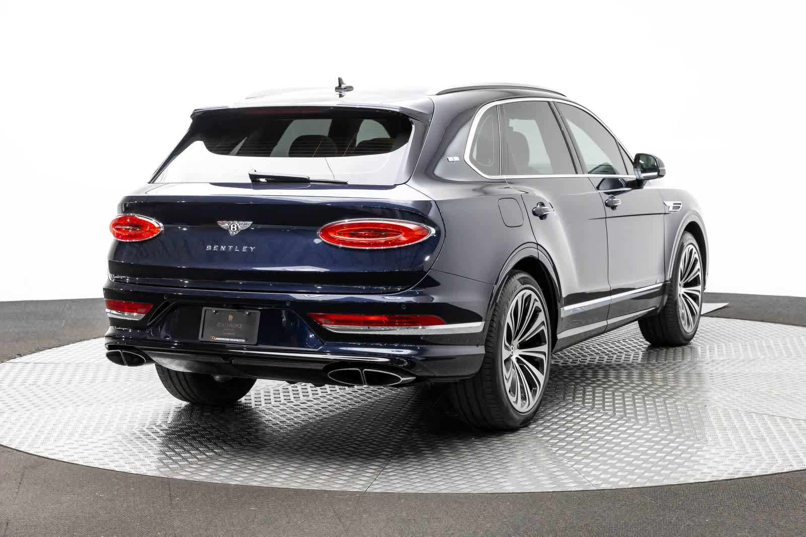 Used 2021 Bentley Bentayga image 24