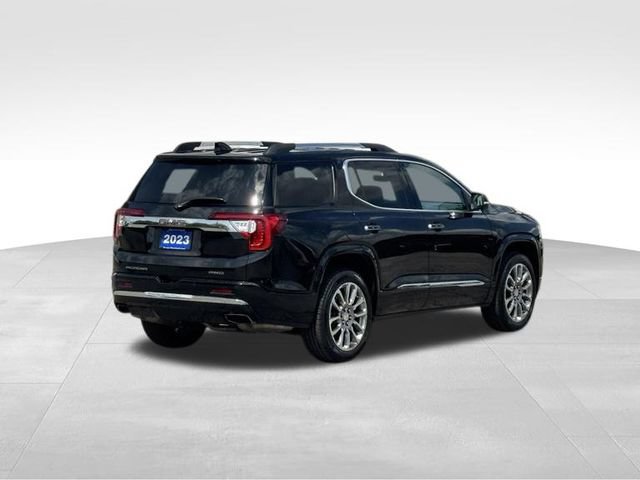 Used 2023 GMC Acadia Denali w/ Denali Ultimate Package AWD/4WD image 4