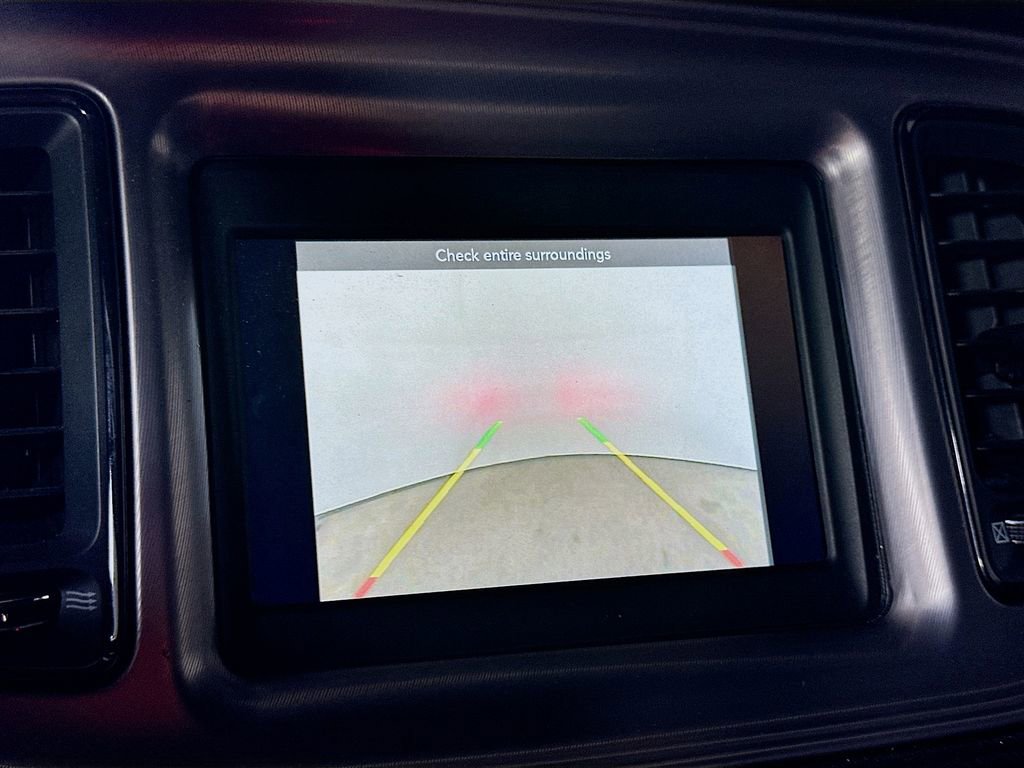 Used 2023 Dodge Challenger SXT image 10