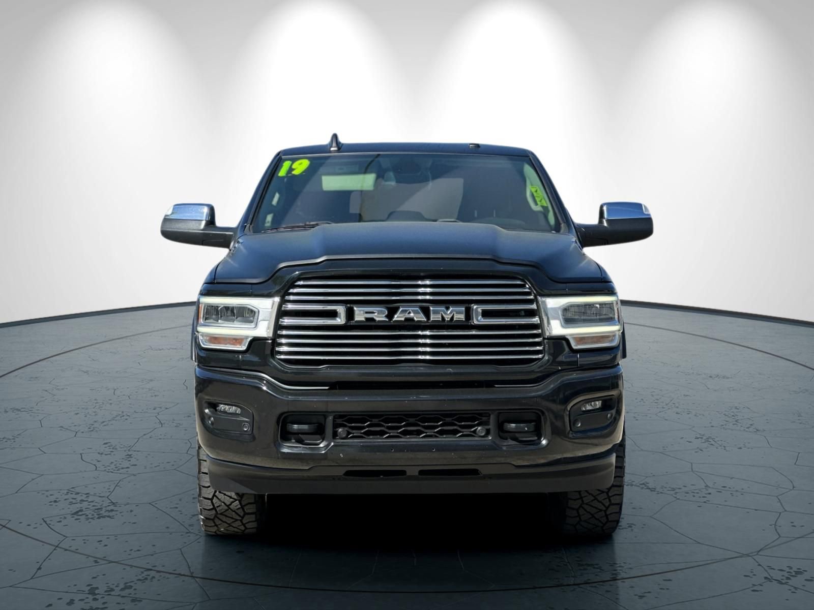 Used 2019 RAM 3500 Laramie image 9