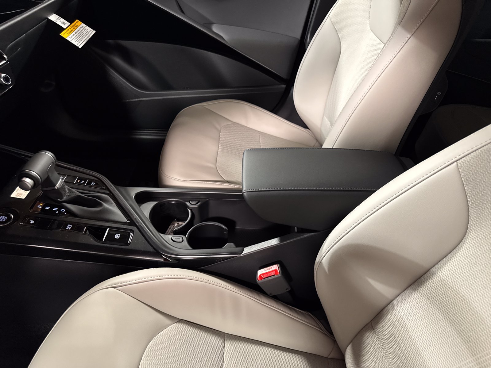 New 2026 Kia Niro FWD image 22