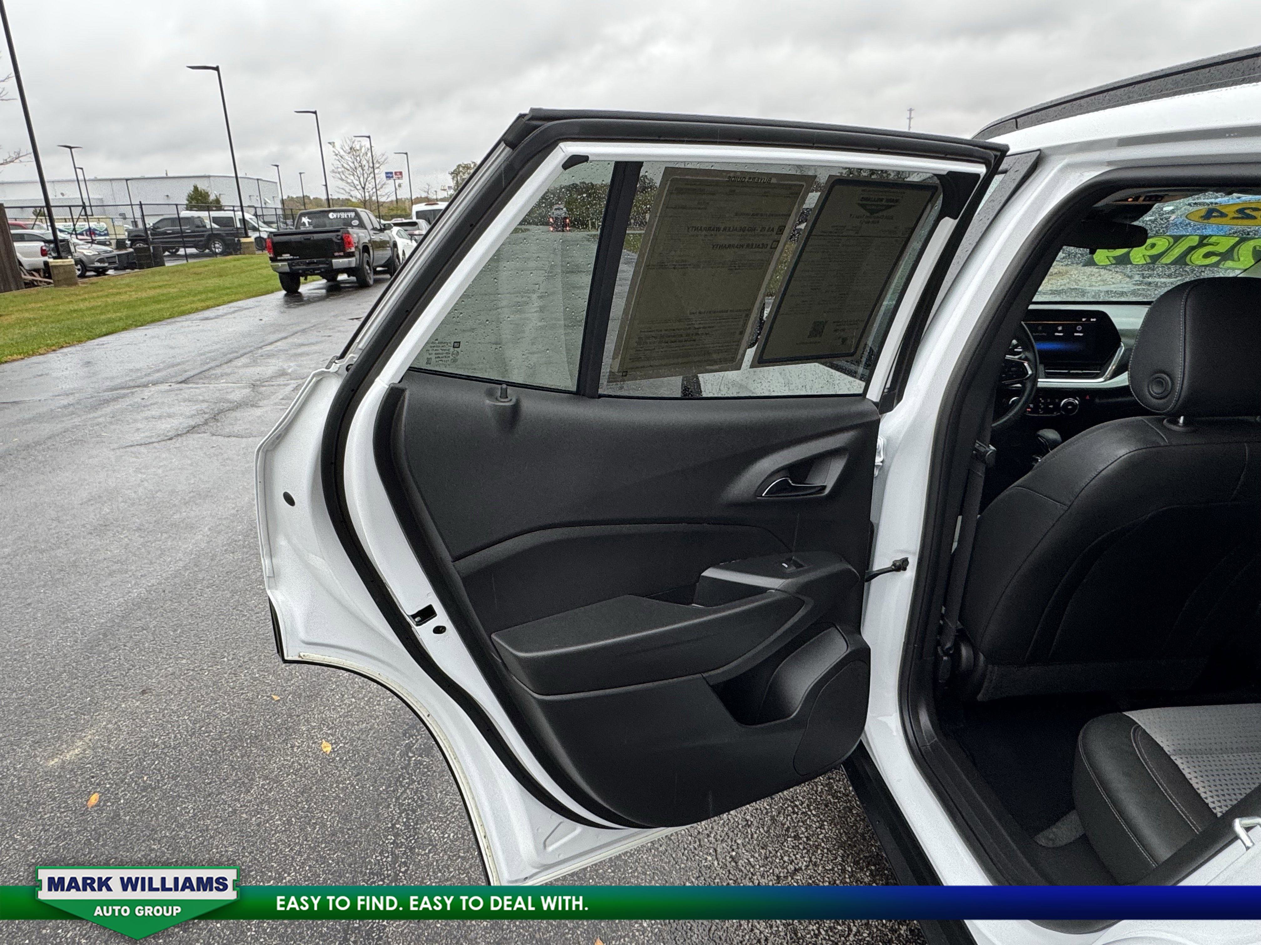 Used 2024 Chevrolet Trax LT w/ Driver Confidence Package image 25
