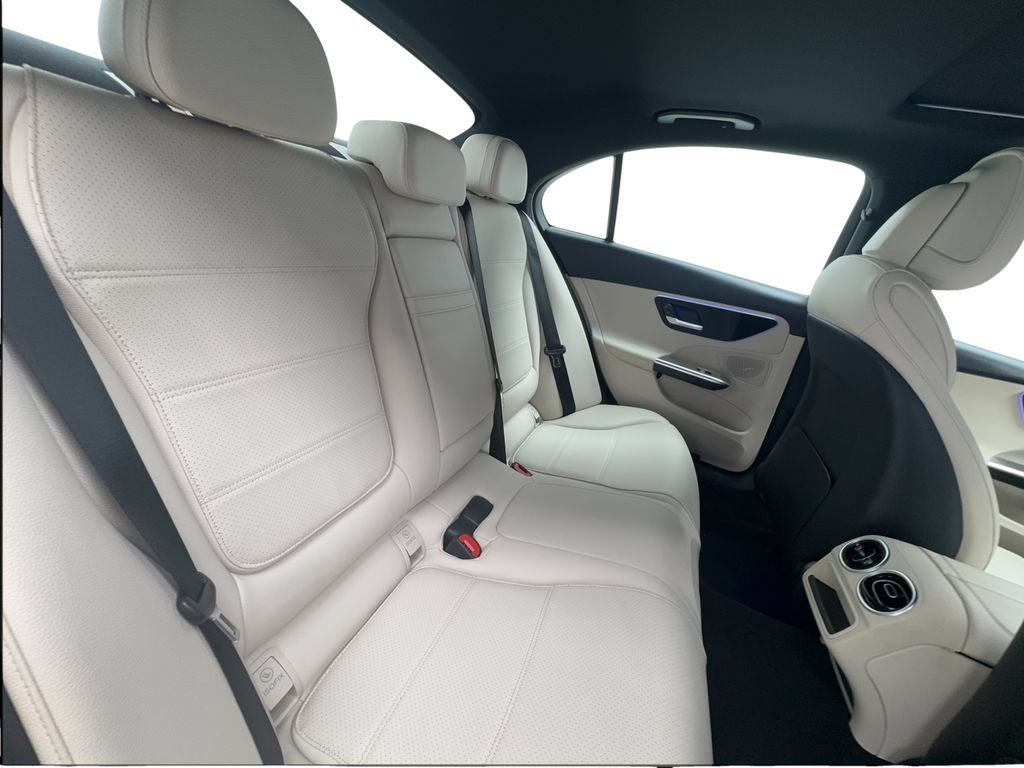 Used 2022 Mercedes-Benz C 300 Sedan image 29