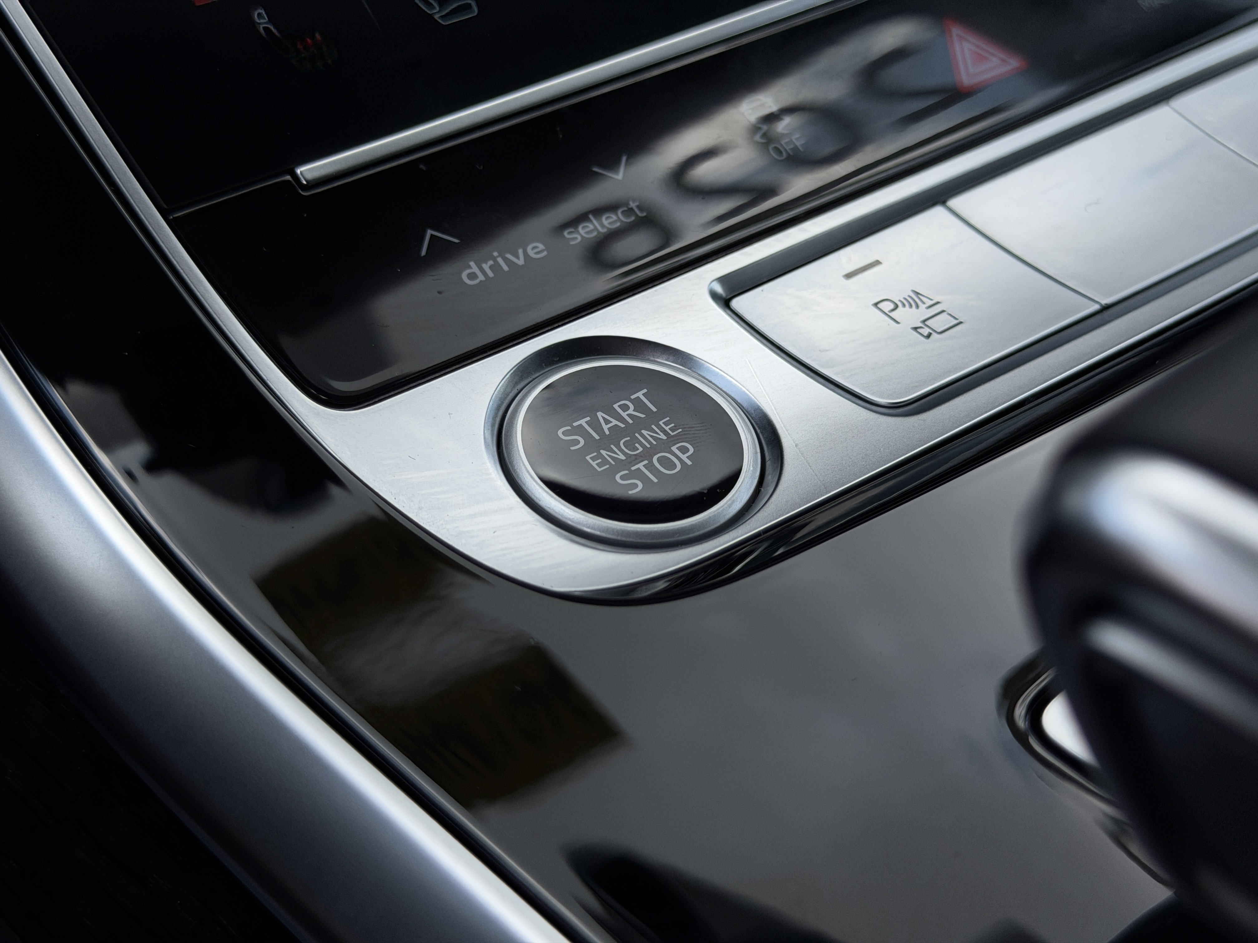Certified 2026 Audi Q8 Premium Plus AWD/4WD image 29