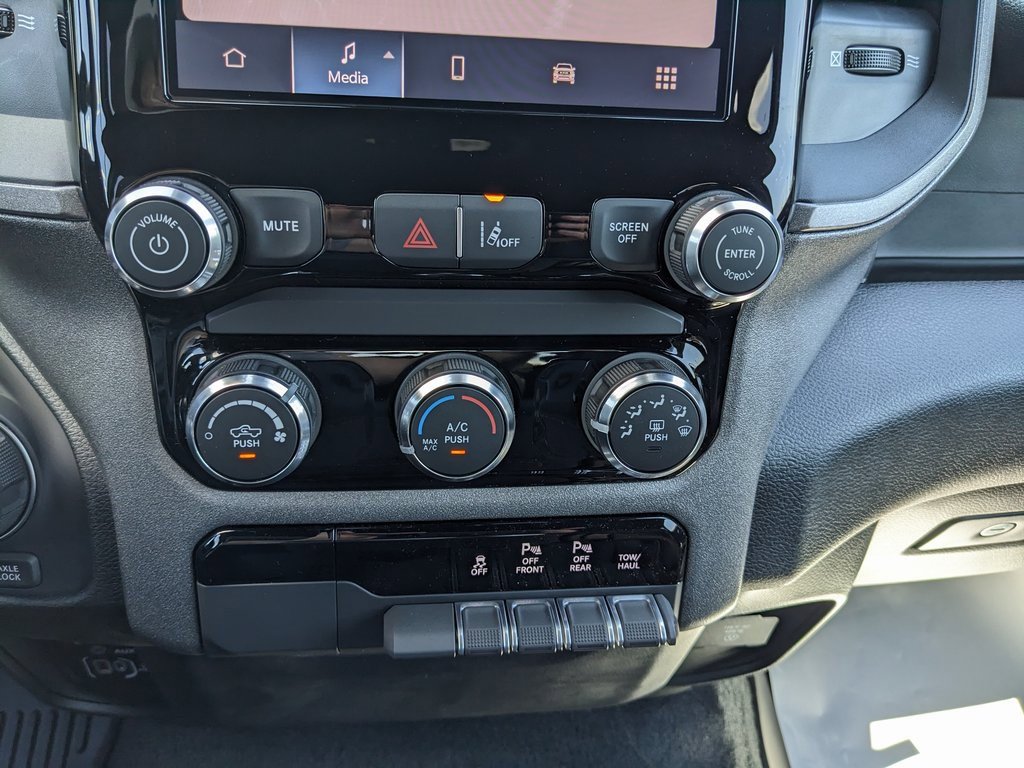 New 2026 RAM 1500 Classic Warlock image 29