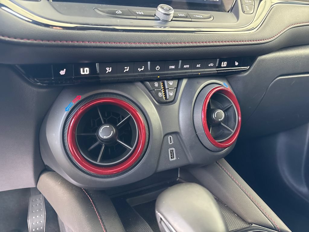 Used 2025 Chevrolet Blazer RS FWD image 39