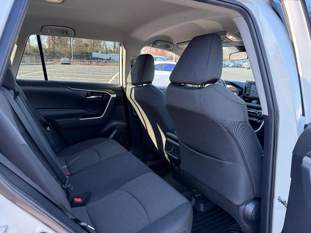 Certified 2022 Toyota RAV4 XLE image 8