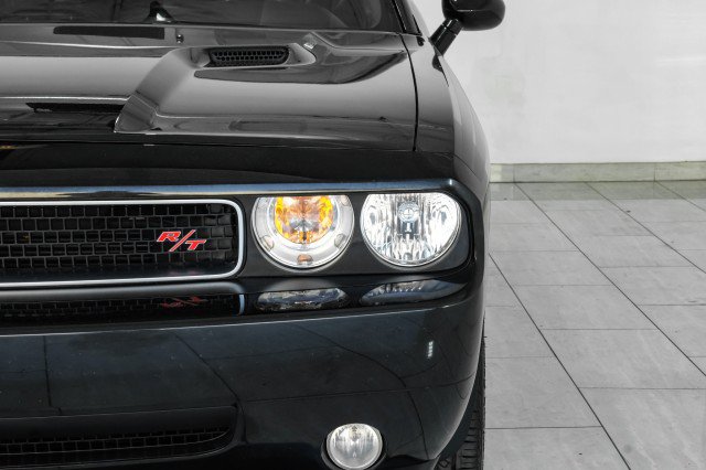 Used 2009 Dodge Challenger R/T RWD image 38