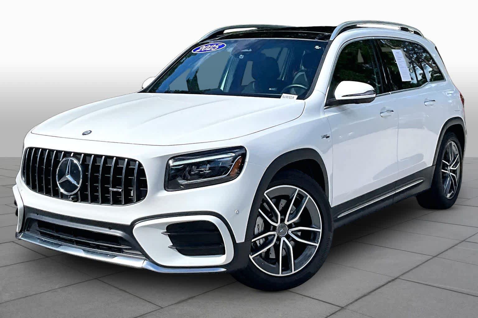 Used 2025 Mercedes-Benz GLB 35 AMG 4MATIC image 1
