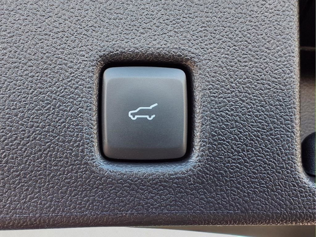 New 2026 Ford Escape Active w/ Active Premium Tech Pack FWD image 23