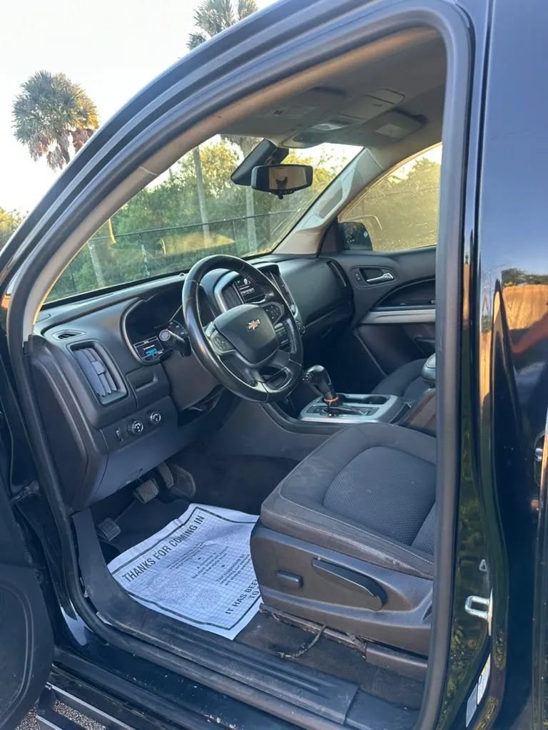 Used 2017 Chevrolet Colorado LT w/ LT Convenience Package AWD/4WD image 8