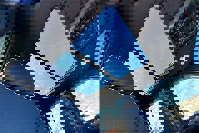 Used 2023 GMC Yukon XL SLT image 22