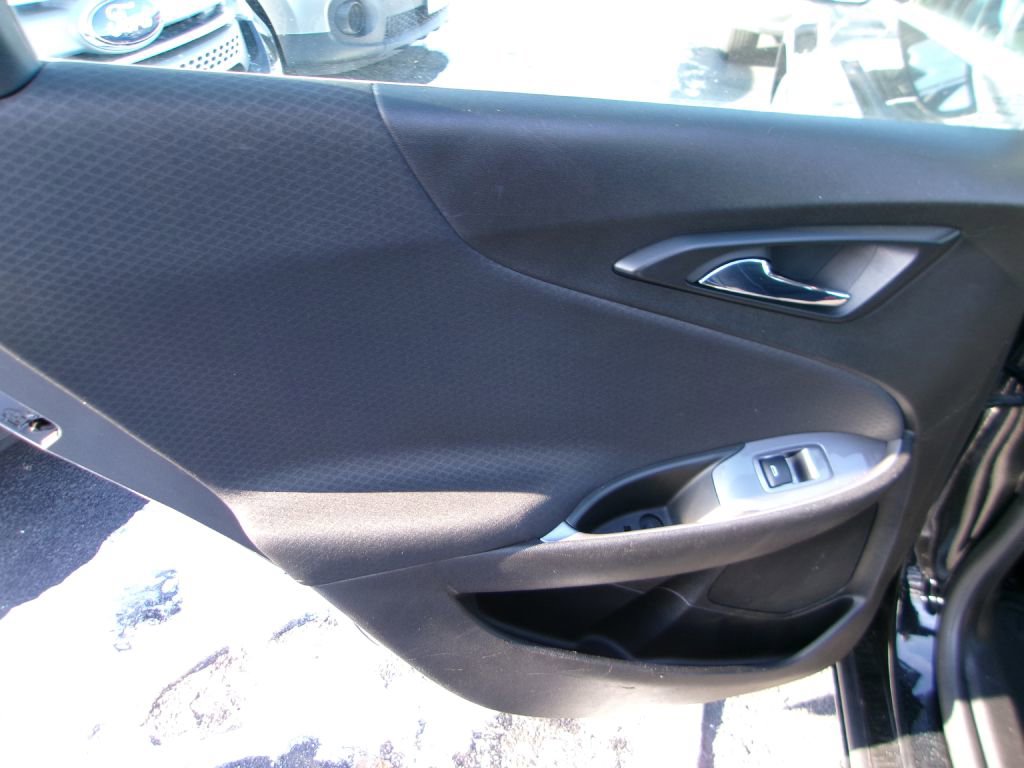 Used 2018 Chevrolet Malibu LS w/ LPO, Convenience Package 2 image 10