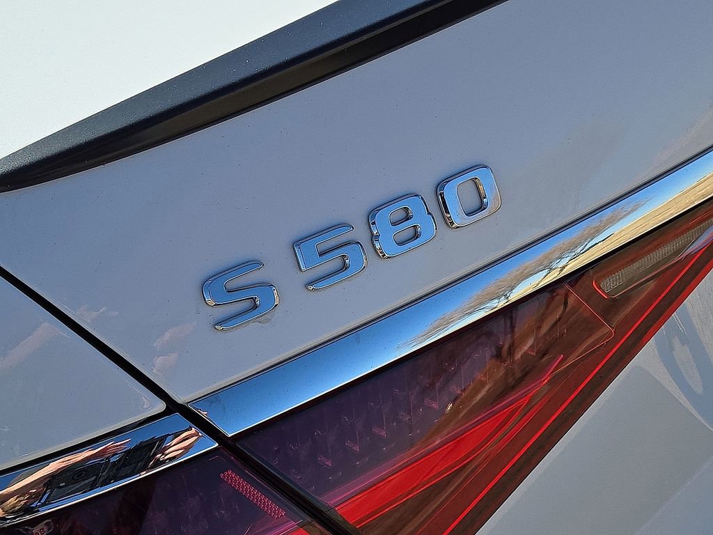 Used 2024 Mercedes-Benz S 580 S 580 image 12