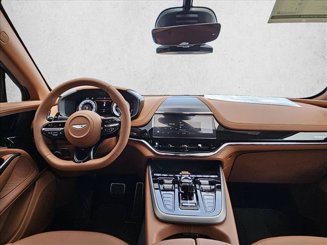 Used 2026 Aston Martin DBX 707 AWD/4WD image 18