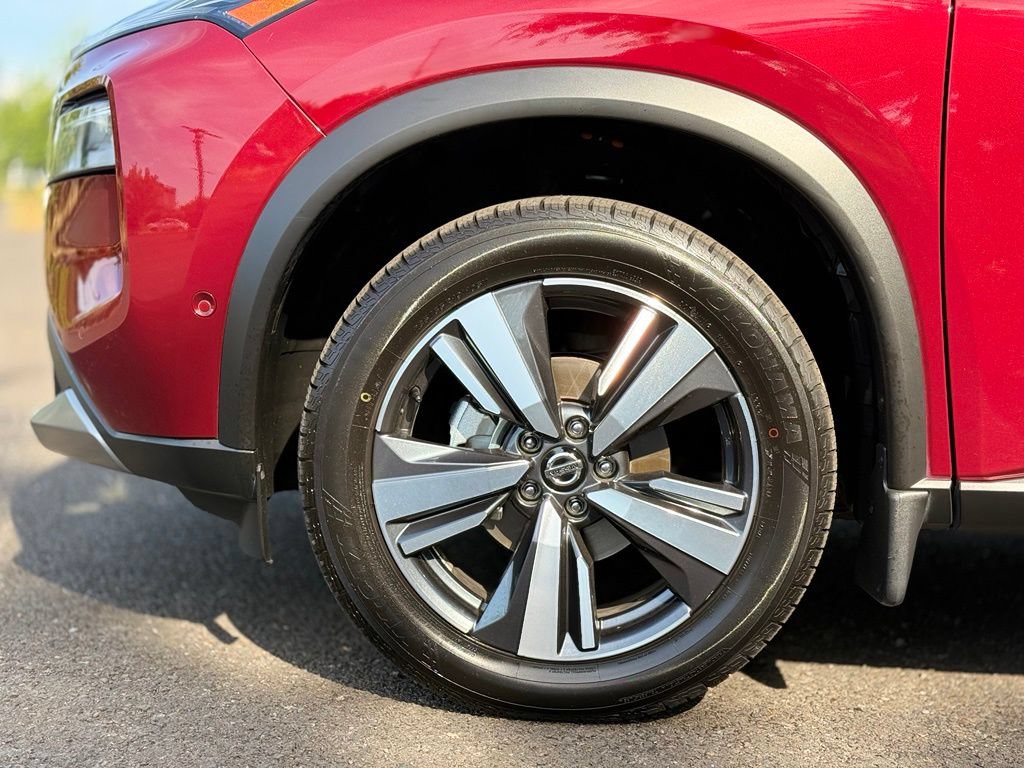 Used 2021 Nissan Rogue Platinum AWD/4WD image 9