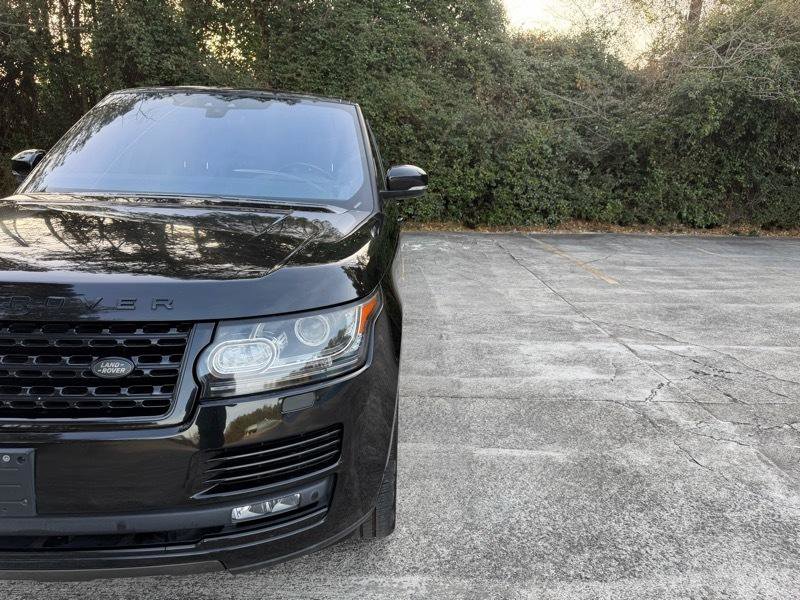 Used 2017 Land Rover Range Rover Long Wheelbase Supercharged image 17