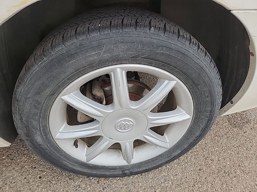 Used 2006 Buick LaCrosse CXS FWD image 28