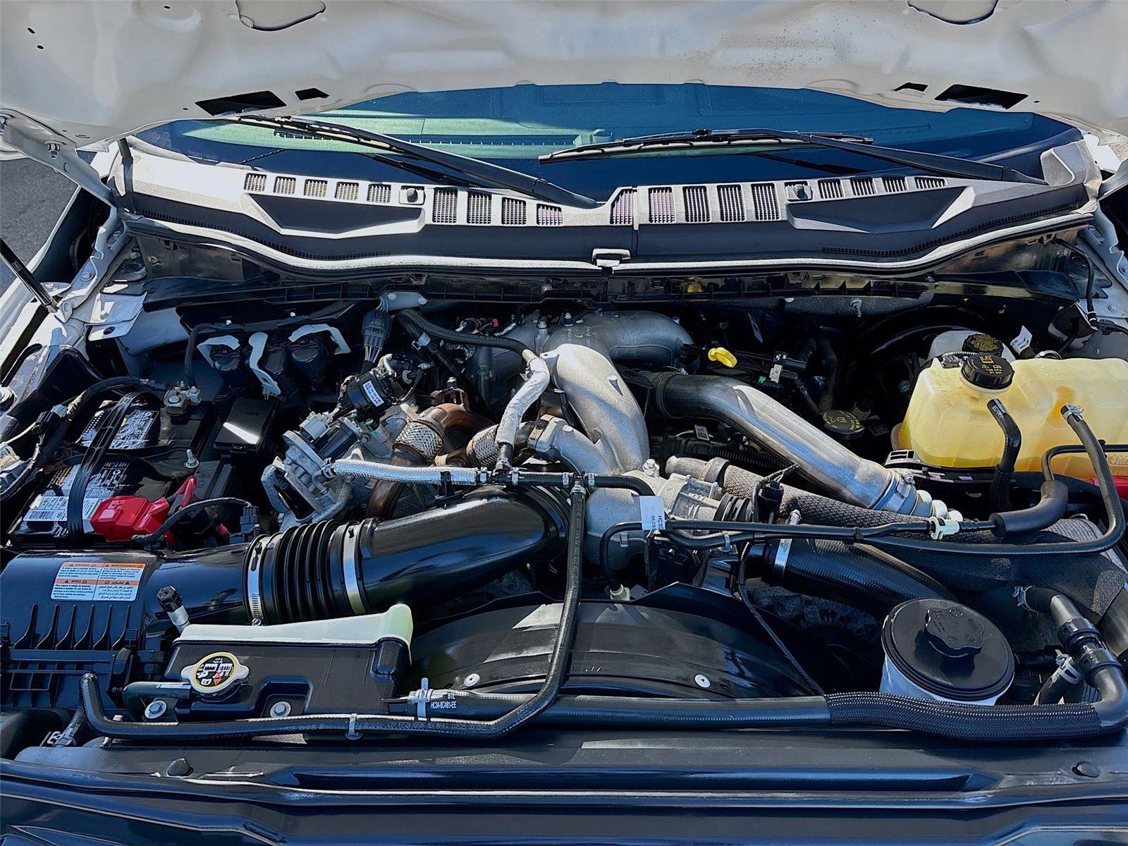 Used 2022 Ford F250 Lariat w/ Lariat Value Package image 31