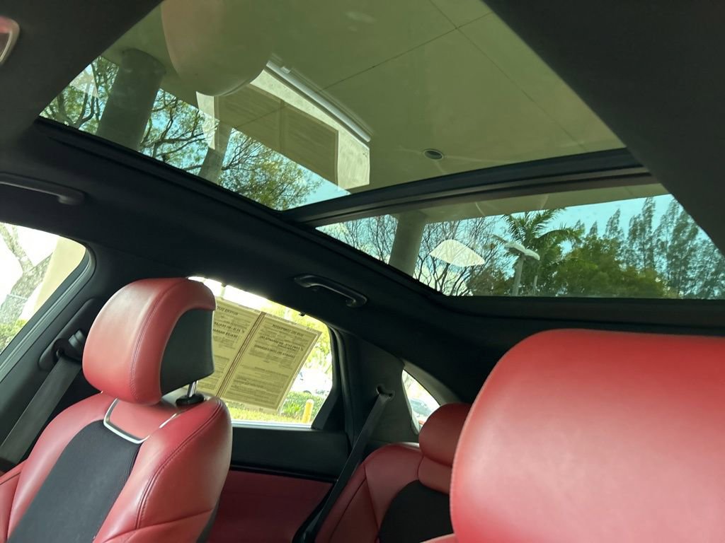 Used 2025 Genesis GV70 2.5T w/ Sport Prestige Package image 16