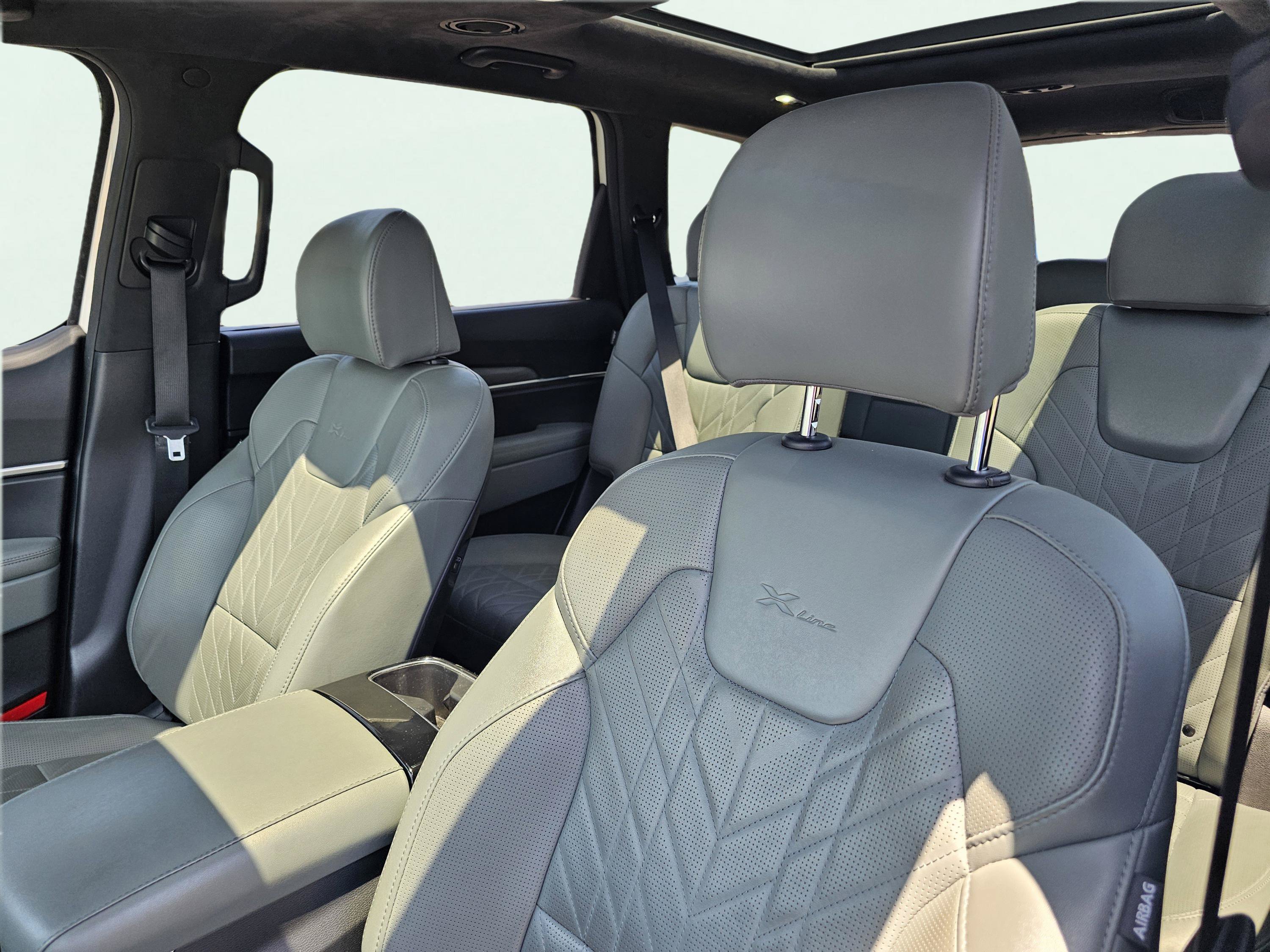 Used 2024 Kia Telluride SX Prestige X-Line AWD/4WD image 17