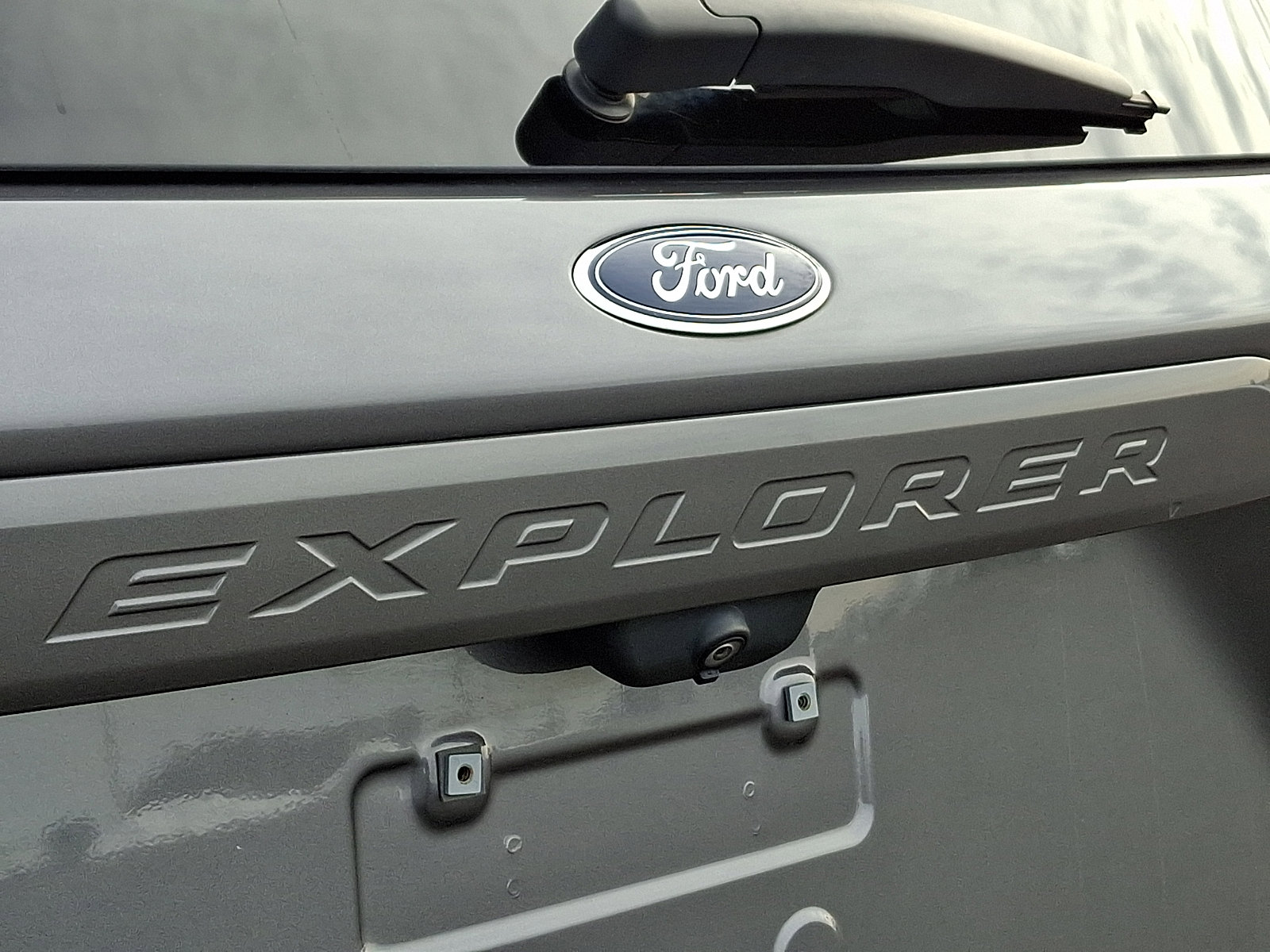 Used 2021 Ford Explorer XLT w/ Equipment Group 202A image 32