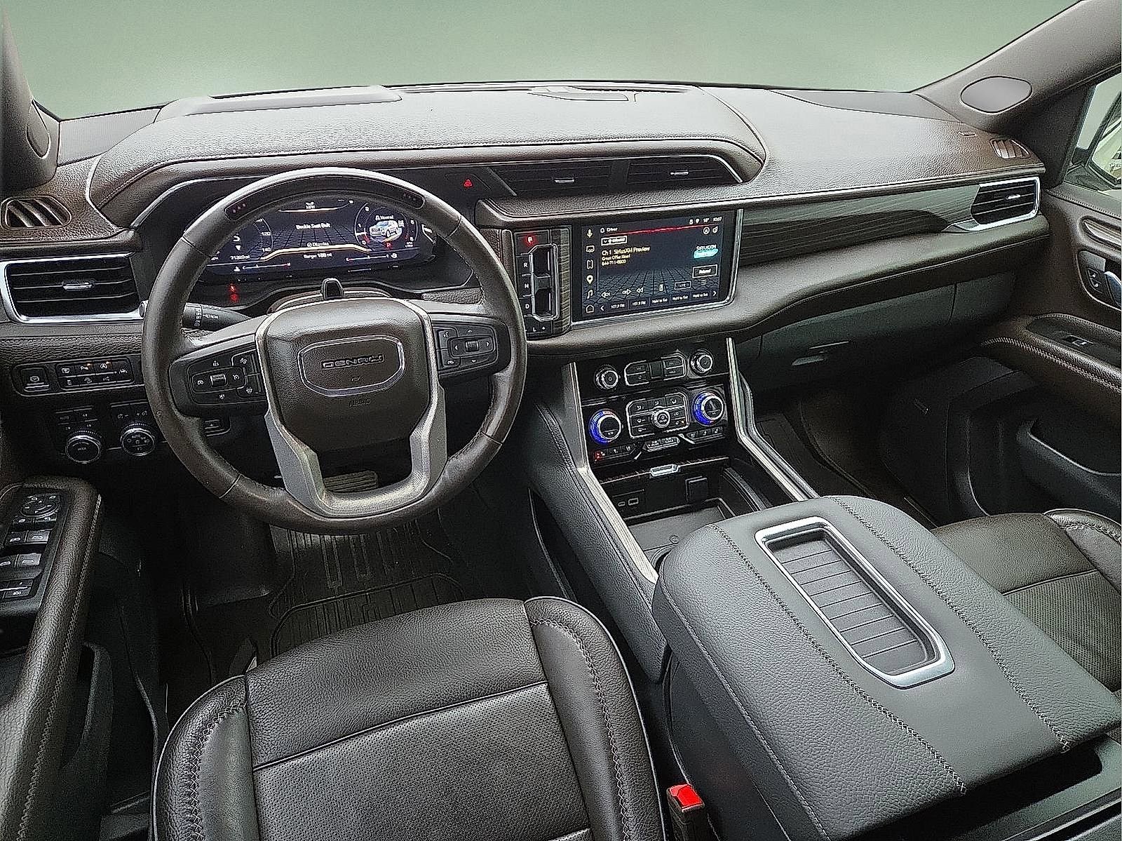 Used 2023 GMC Yukon XL Denali w/ Advanced Technology Package image 11