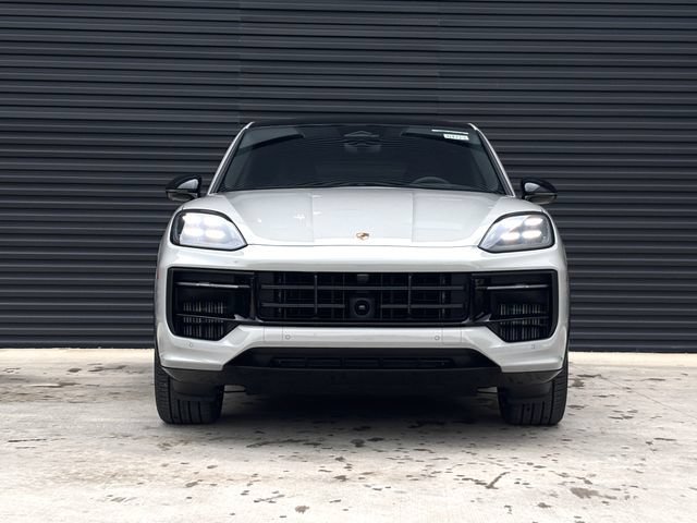 New 2026 Porsche Cayenne GTS AWD/4WD image 10