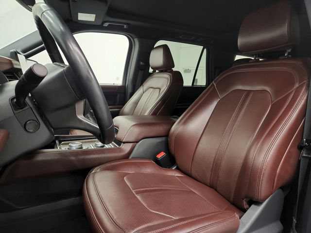 Used 2024 Ford Expedition Limited AWD/4WD image 18