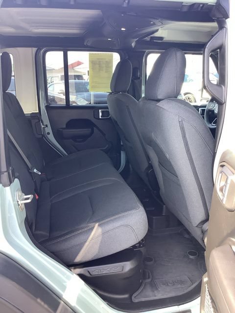 Certified 2024 Jeep Wrangler Unlimited AWD/4WD image 20