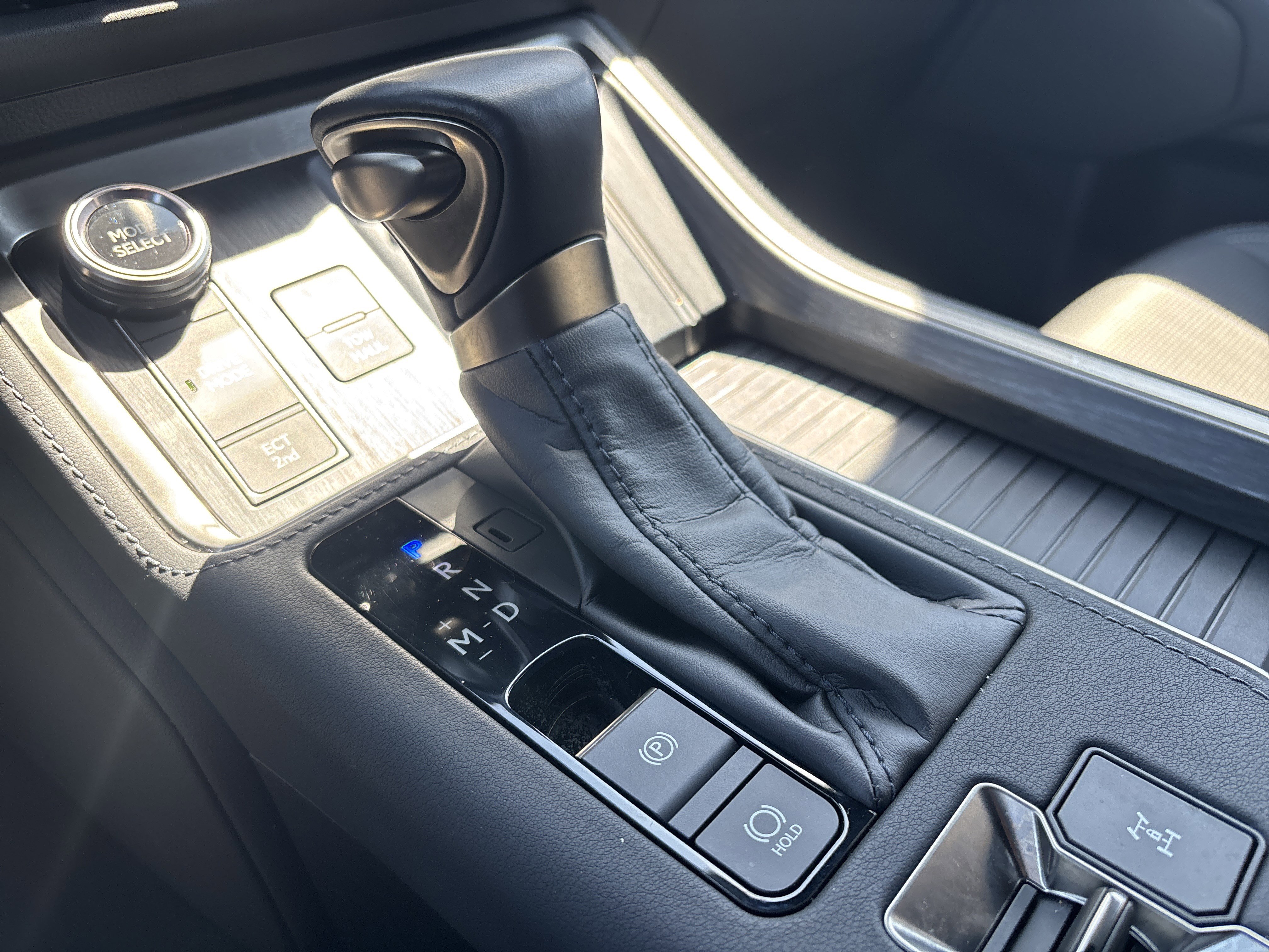 Used 2024 Lexus GX 550 550 Luxury w/ Accessory Package (31) image 26