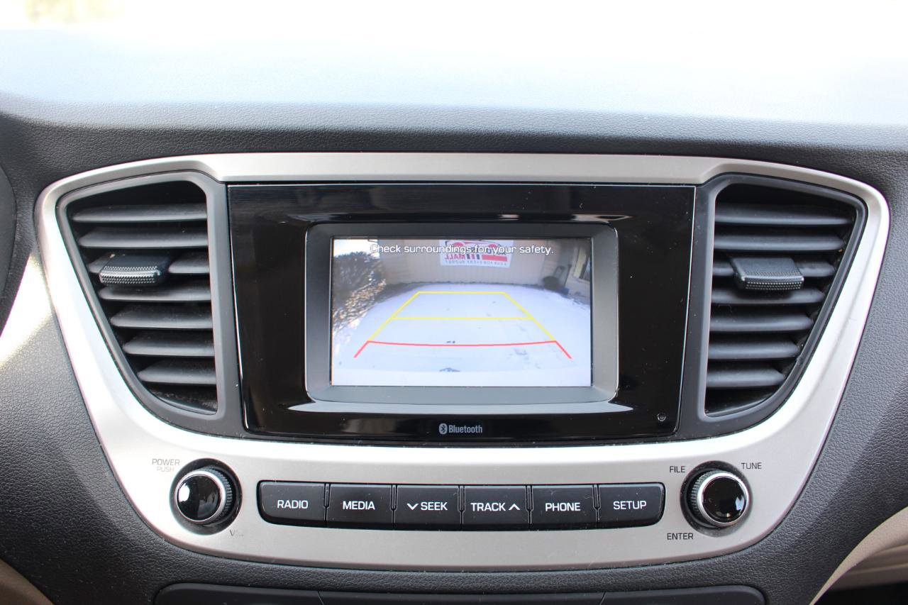 Used 2019 Hyundai Accent SE image 23