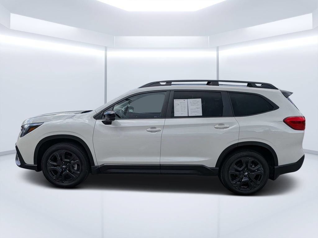 Certified 2025 Subaru Ascent Bronze Edition w/ Onyx Package AWD/4WD image 6