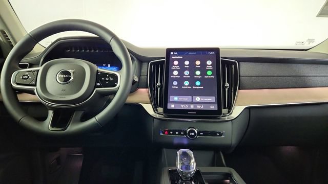 New 2026 Volvo XC90 B6 Core w/ Protection Package AWD/4WD image 25