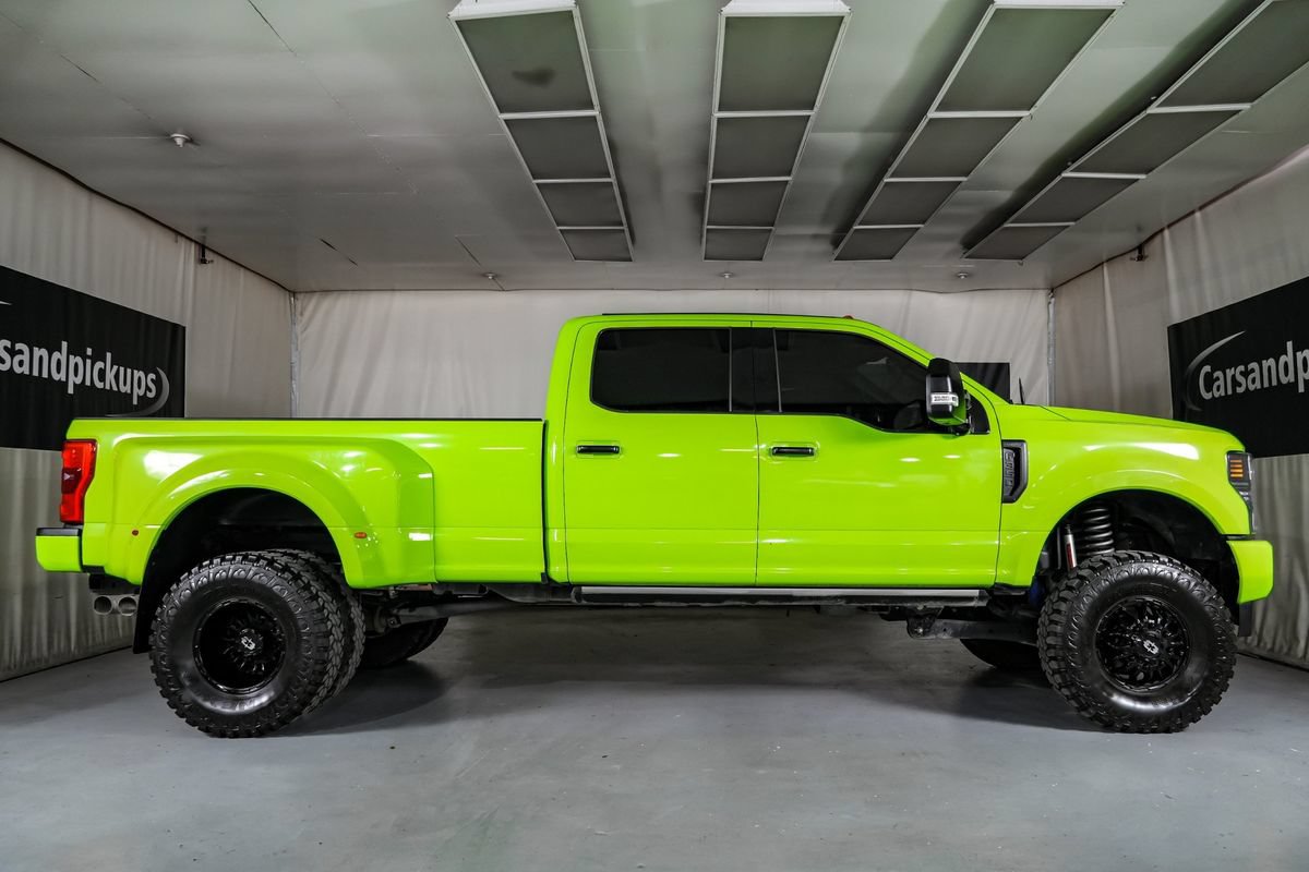 Used 2017 Ford F350 4x4 Crew Cab DRW Super Duty image 5