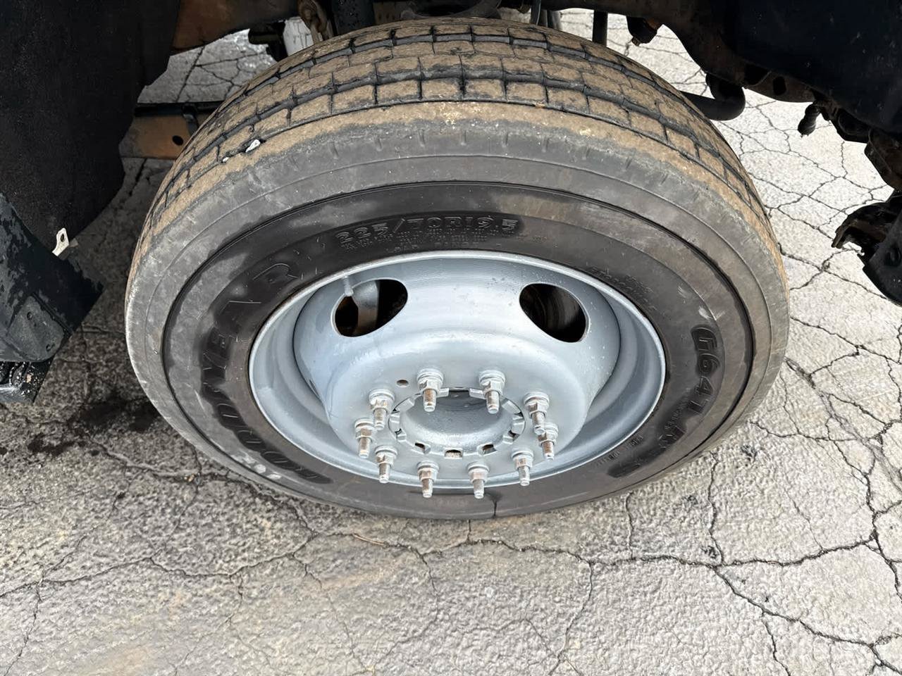 Used 2015 Ford F550 2WD Crew Cab Super Duty image 10