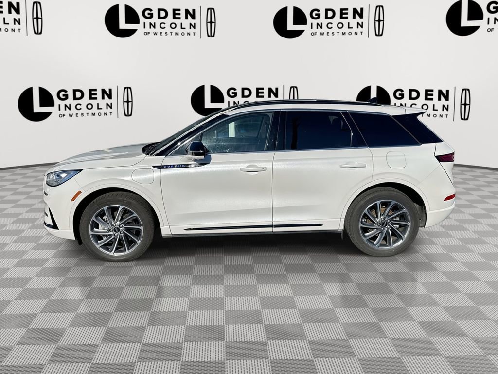 Used 2025 Lincoln Corsair Grand Touring w/ Equipment Group 302A image 5