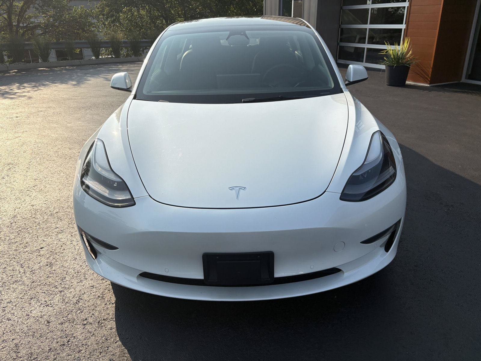 Used 2022 Tesla Model 3 Long Range AWD/4WD image 3