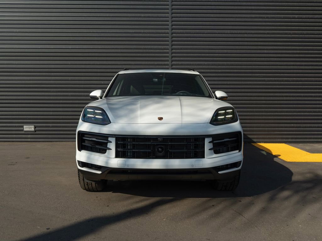 New 2025 Porsche Cayenne image 6