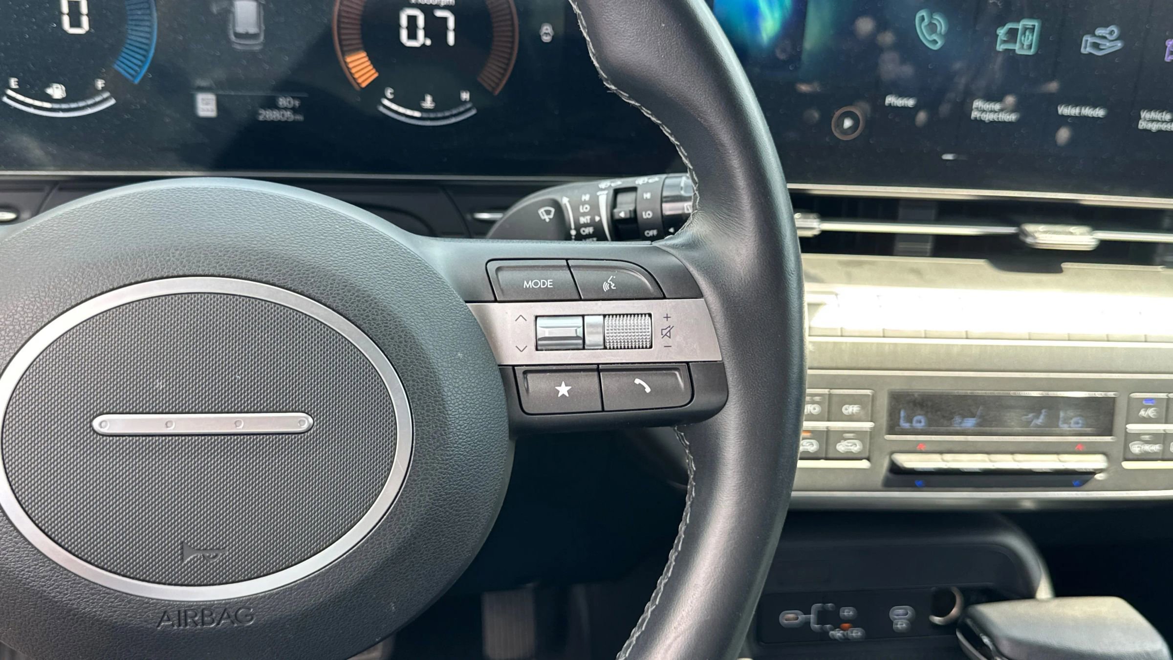 Used 2024 Hyundai Kona SEL image 25