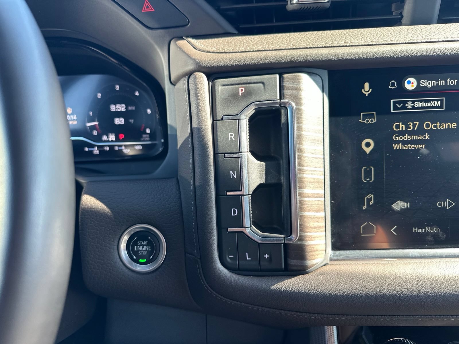 Used 2024 GMC Yukon XL Denali AWD/4WD image 62