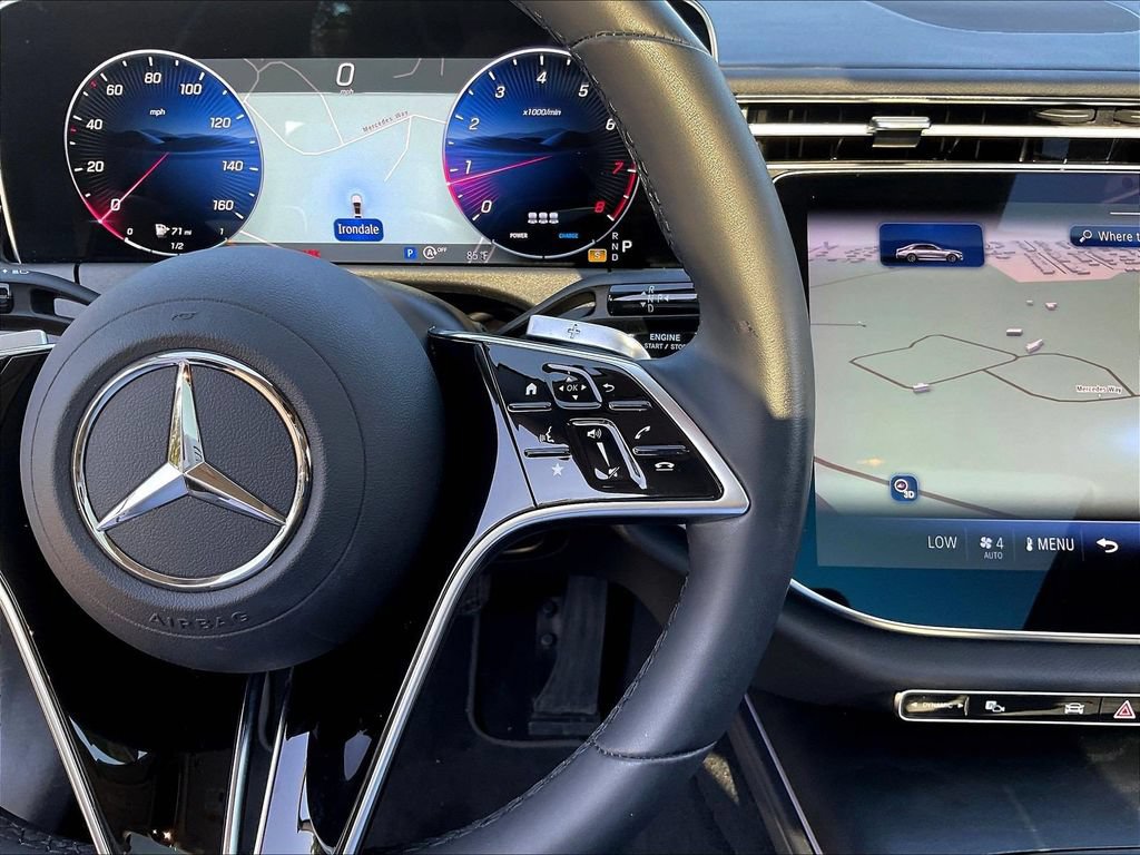Used 2024 Mercedes-Benz E 350 4MATIC Sedan image 14