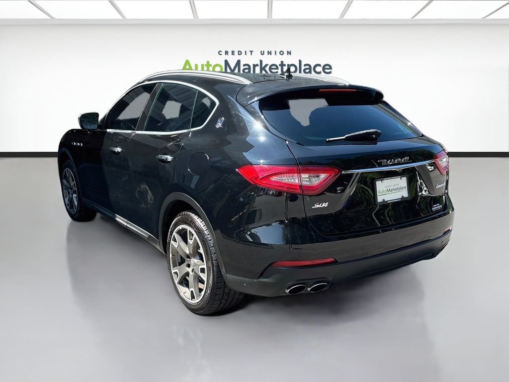 Used 2017 Maserati Levante S AWD/4WD image 5