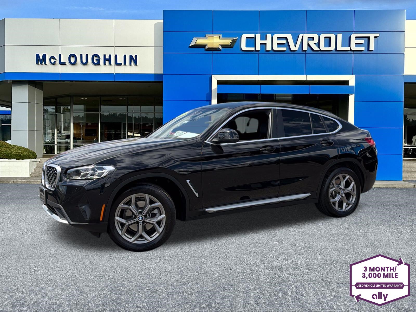 Used 2025 BMW X4 xDrive30i AWD/4WD image 1