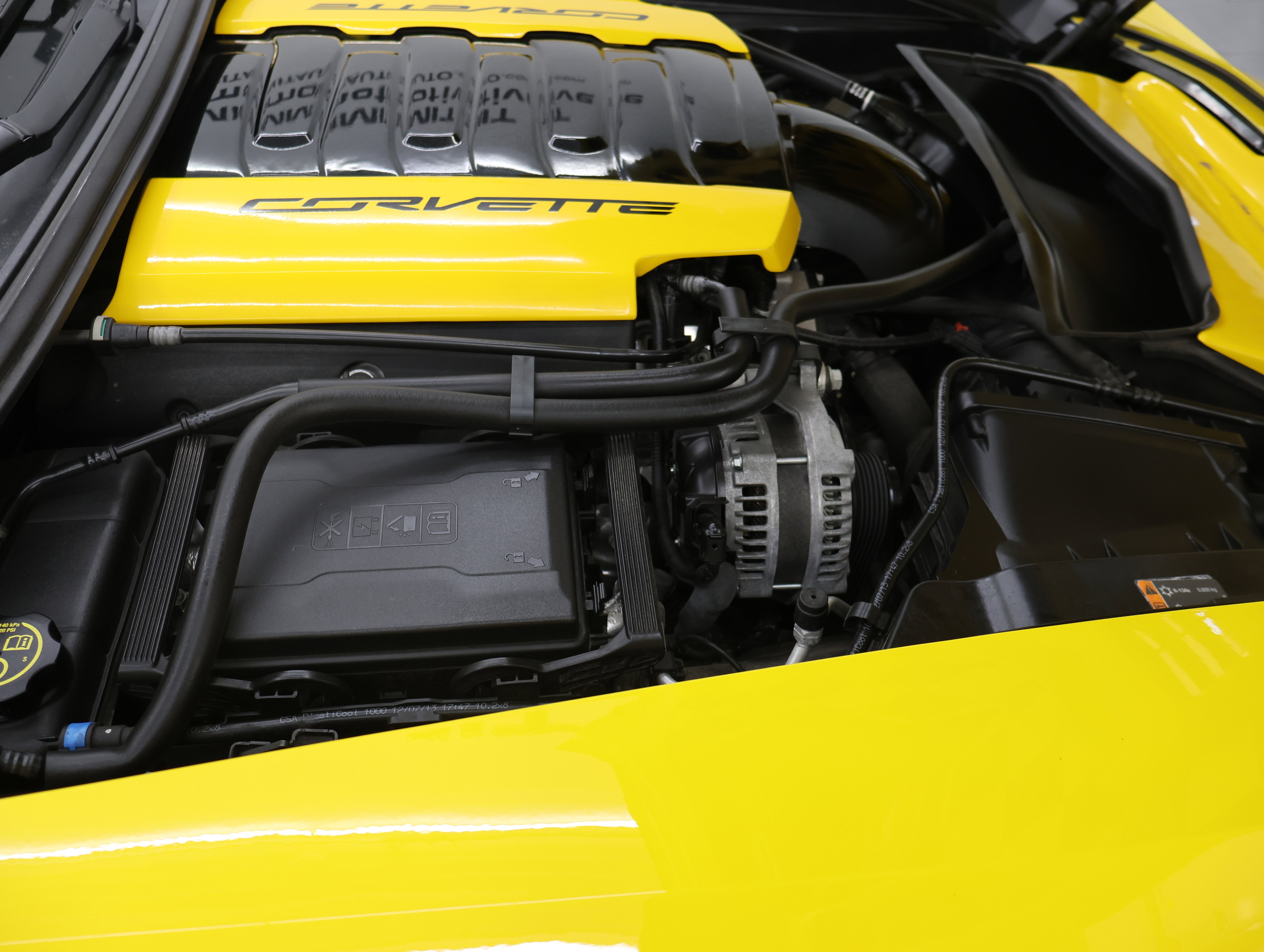 Used 2014 Chevrolet Corvette Stingray Convertible w/ 3LT Preferred Equipment Group RWD image 17