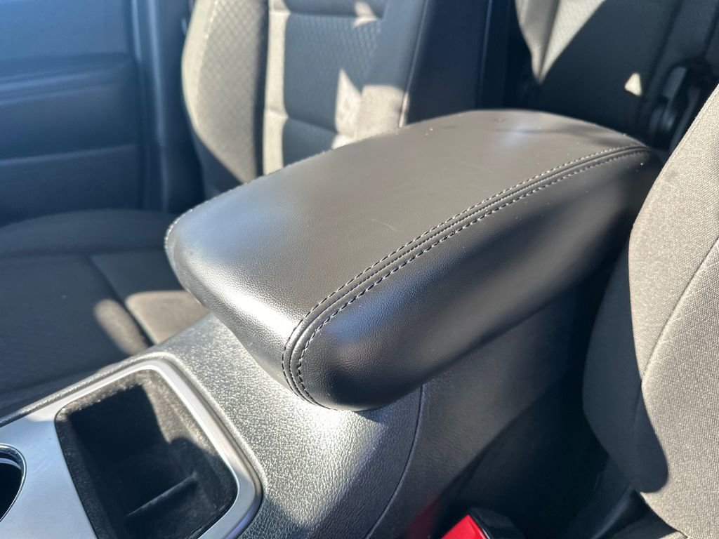 Used 2021 Jeep Grand Cherokee Laredo image 24